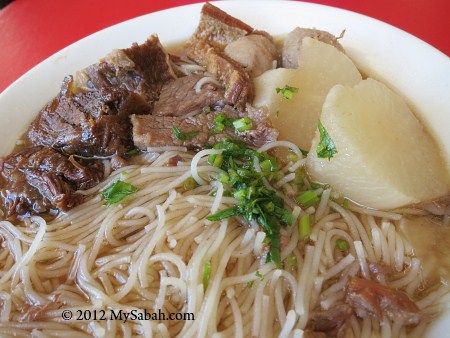 close-up of Ngiu Chap noodle
