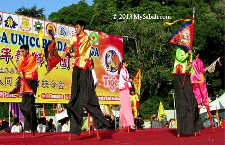 Kung Fu on stilts