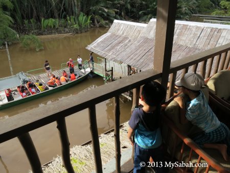 Weston Jaafar River Lodge