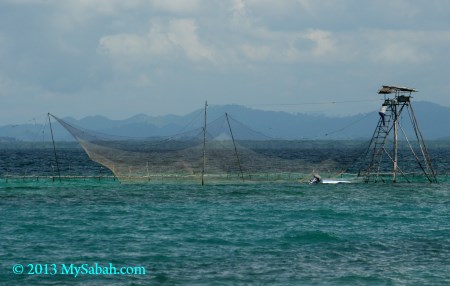 Bagang fishing platform in Darvel Bay