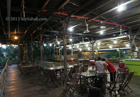 dining hall of Firefly Eco Camp
