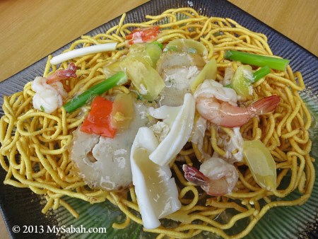 seafood noodle