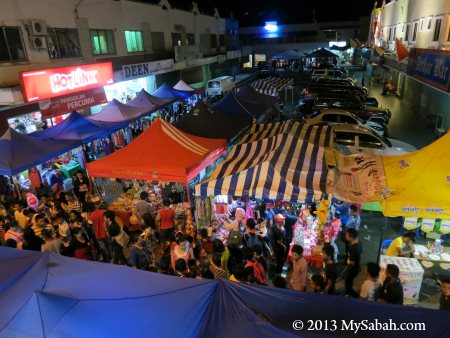 night market of Semporna