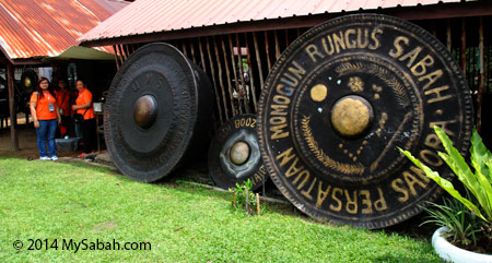 gong in Kg. Sumangkap