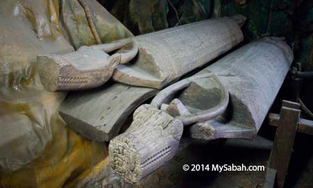 Belian coffin with buffalo head