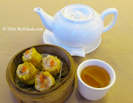 dim sum with tea