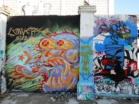 street art on the wall