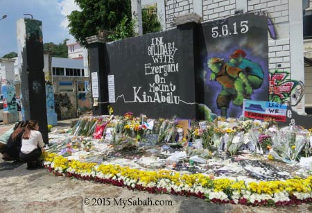 makeshift memorial site for Sabah Earthquake 2015
