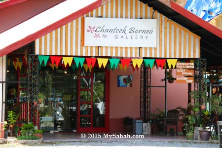 entrance of Chanteek Borneo Gallery