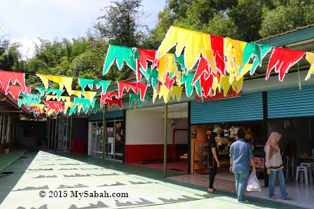 shops at Chanteek Borneo Gallery