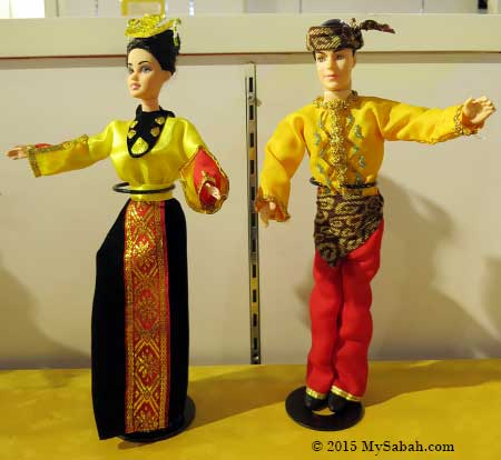 dolls of Bajau Sama couple
