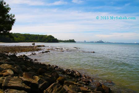 rocky beach of UMS