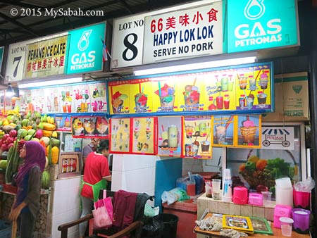 dessert and juice stalls in Tanjung Aru