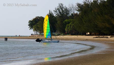 sail boat at Tanjung Aru Beach
