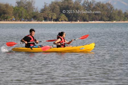 kayaking in Tanjung Aru Beach