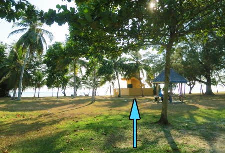 lifeguard house in Tanjung Aru Beach