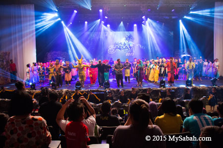 Sabah Fest 2015 group performance
