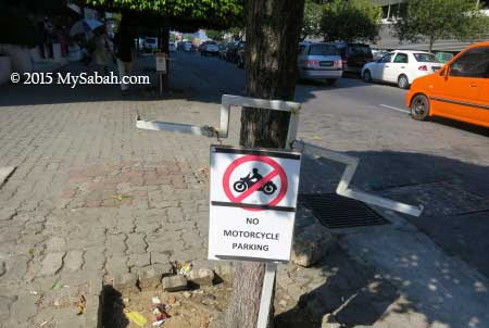 no parking for motorcycle
