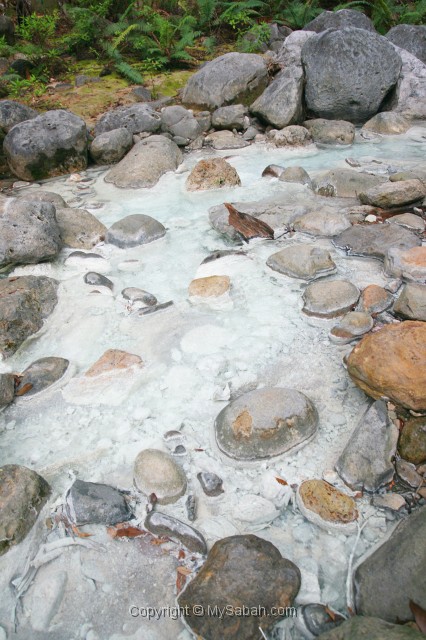 sulphurous-springs-img_7703.jpg