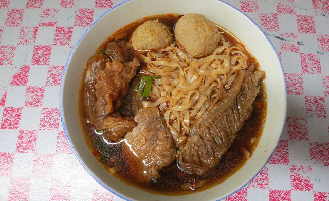 Spicy Beef Noodle (Sabah + Taiwan style) of Good Luck Restaurant