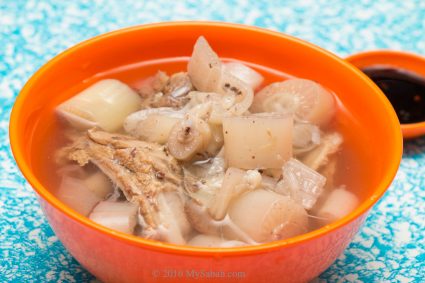 Meat soup with banana trunks