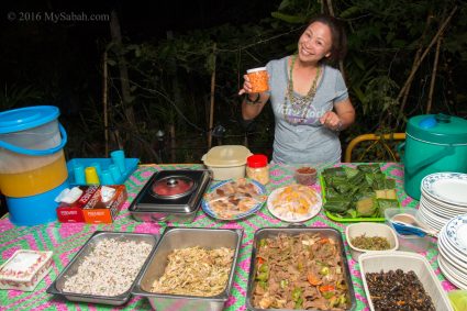 traditional food as dinner