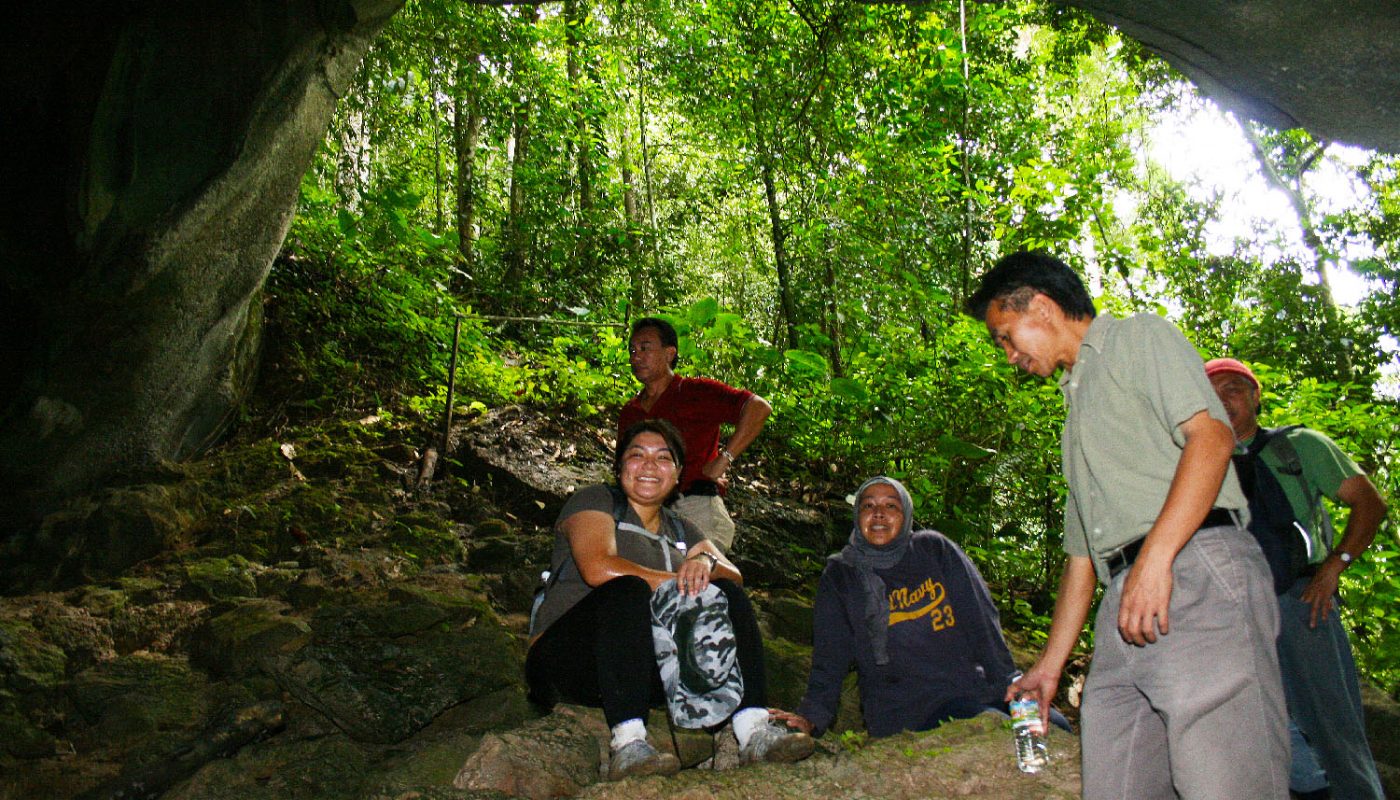 Batu Punggul Cave