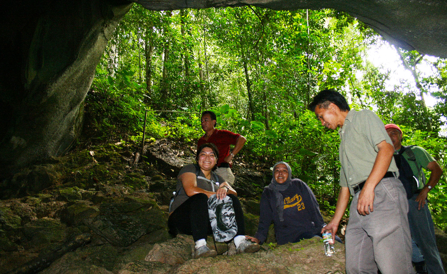 Batu Punggul Cave