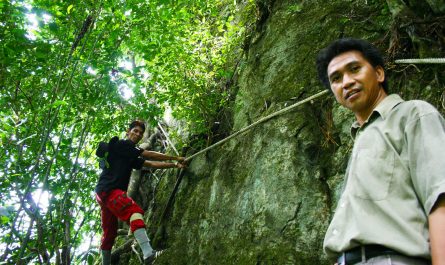 Climbing Batu Punggul