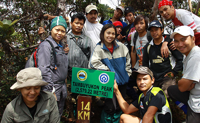 Climbing Mt. Tambuyukon (part 3 of 5), the 4th highest mountain of Malaysia