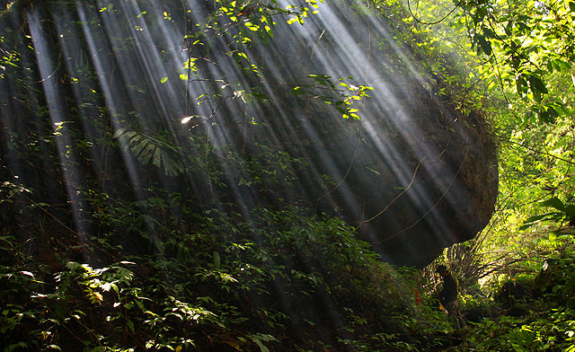 Minitinduk Gorge, ancient gateway to Mt. Kinabalu