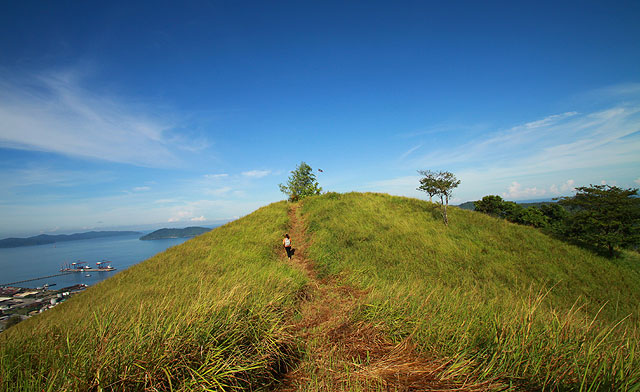 Gundul Hill