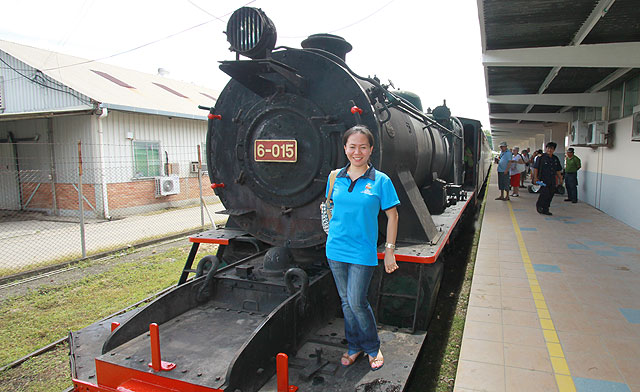 Fun ride on North Borneo steam train
