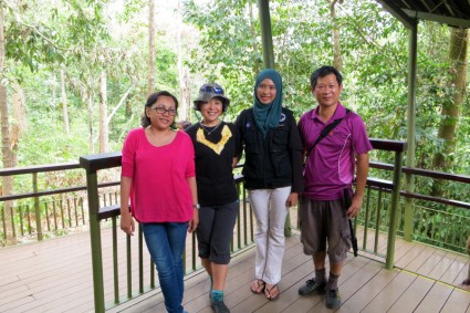 Group photo with the staff (Yati)