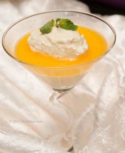 Mango Panna Cotta