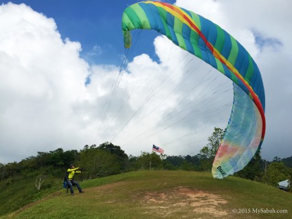 Making the Wall to catch the wind