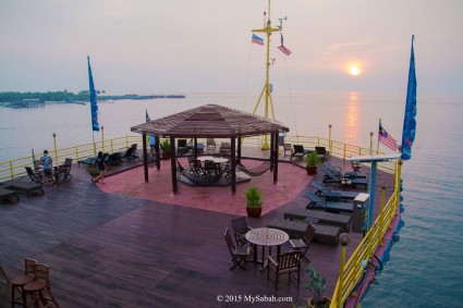 Upper deck of Seaventures Dive Rig