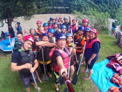 Group photo before white water rafting in Kiulu River