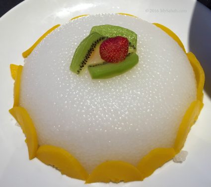 Dessert made of sago