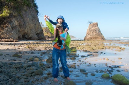 Family fun at Tempurong Beach and Batu Luang