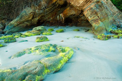 Big cave near Tempurong Beach