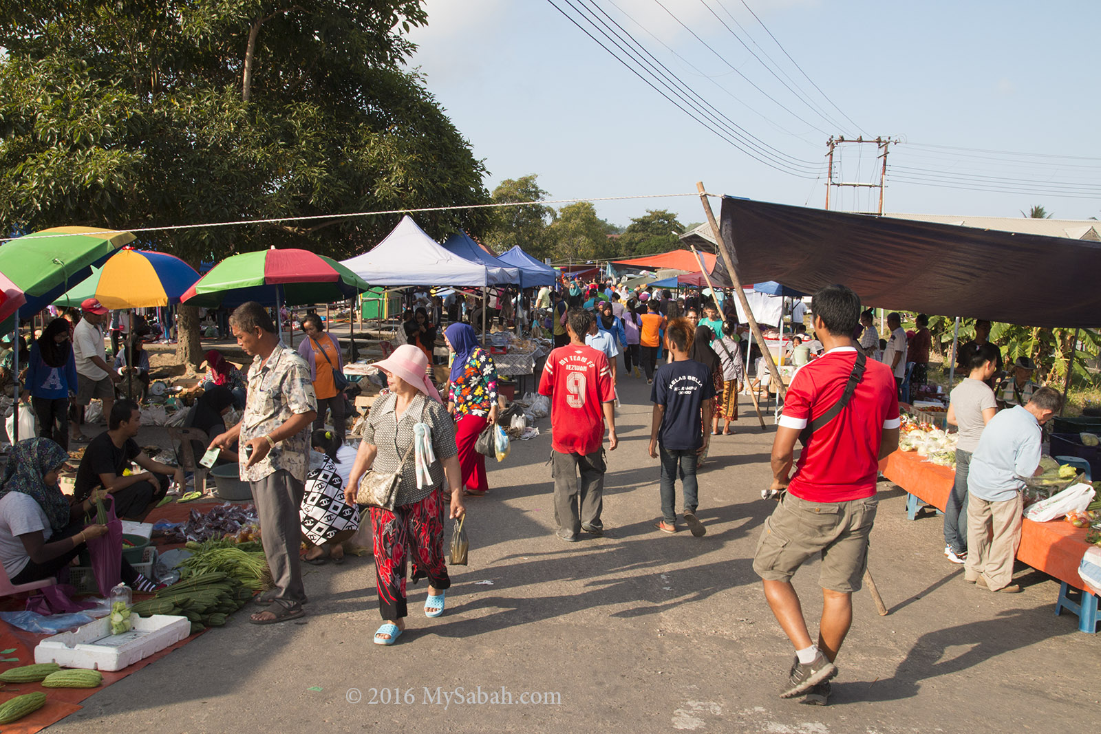 Tamu (Weekly Open-air Native Market) of Sikuati town