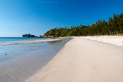 Bawang Jamal Beach