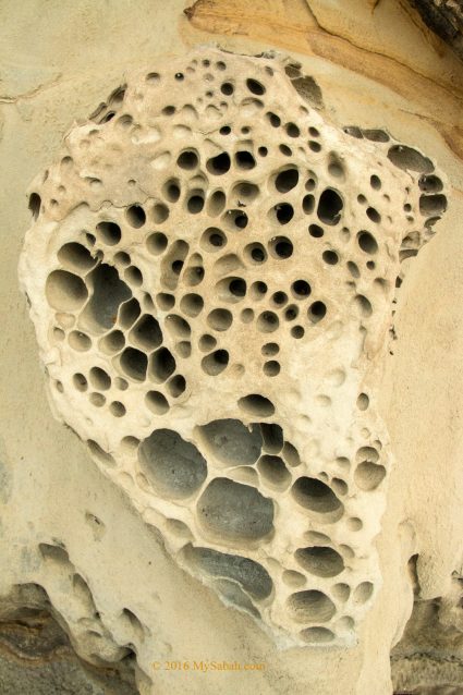 Honeycomb rockface