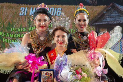 From left to right: 1st Runner-up: Claryssa Henry (Kudat), The Queen: Sherry Ann Laujang (Penampang), 2nd-Runner-up: Fenny Ester Joslin (Banggi)