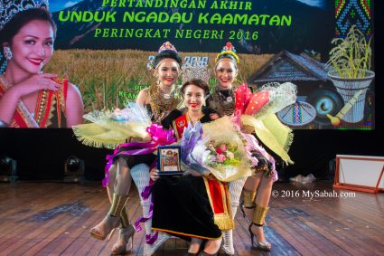 From left to right: 1st Runner-up: Claryssa Henry (Kudat), The Queen: Sherry Ann Laujang (Penampang), 2nd-Runner-up: Fenny Ester Joslin (Banggi)