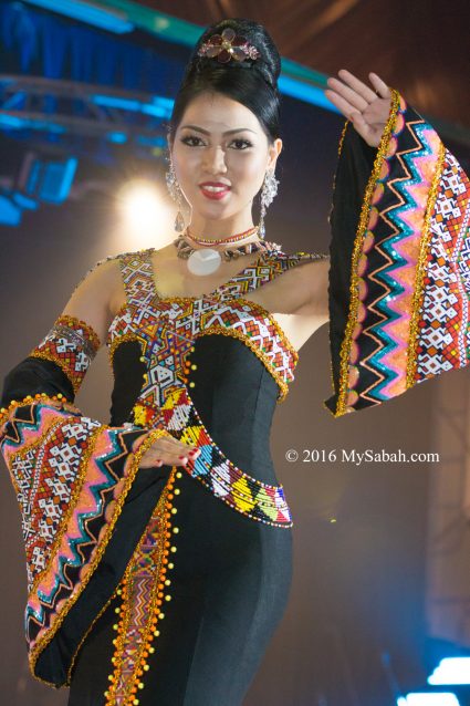 Most Creative Evening Gown by Treacy Chee from Pitas