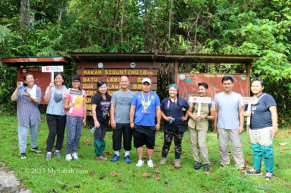 Ready to visit the tombs of Gambaliu and Sigunting