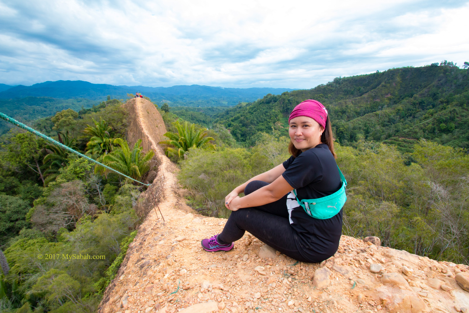 Climbing Bukit Lugas (Lugas Hill) in Tambunan