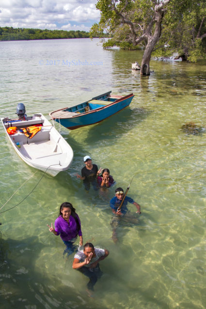Local fisherman family unwinds at Supirak Island